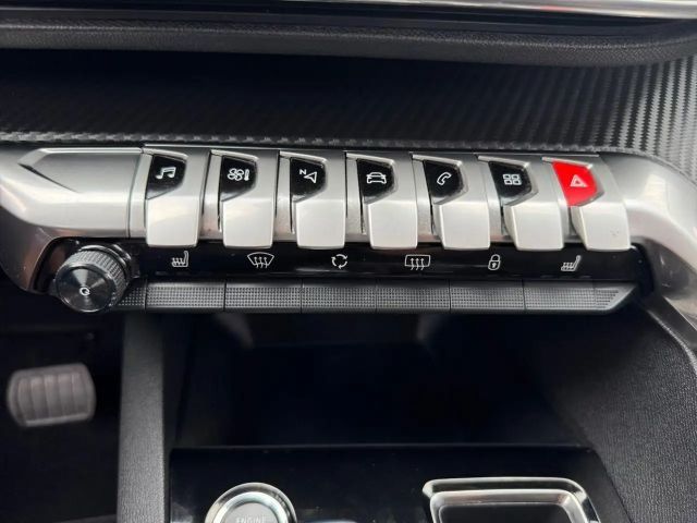 Peugeot 5008 EAT8 HDi