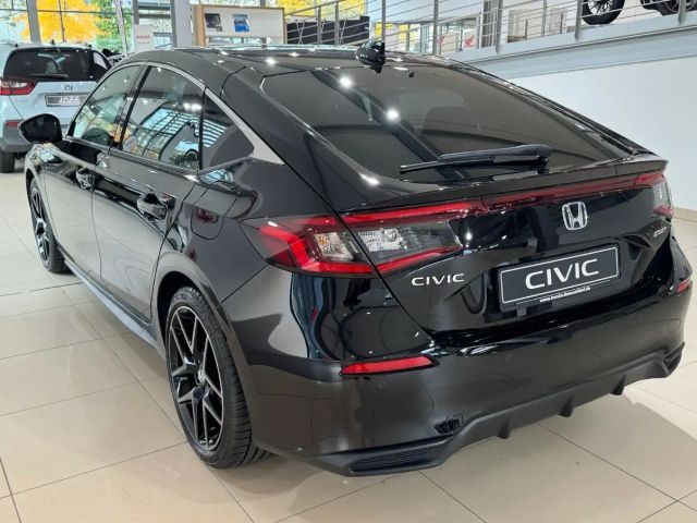 Honda Civic Advance Hybrid e:HEV