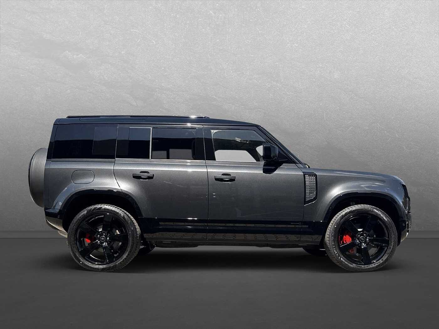 Land Rover Defender 110