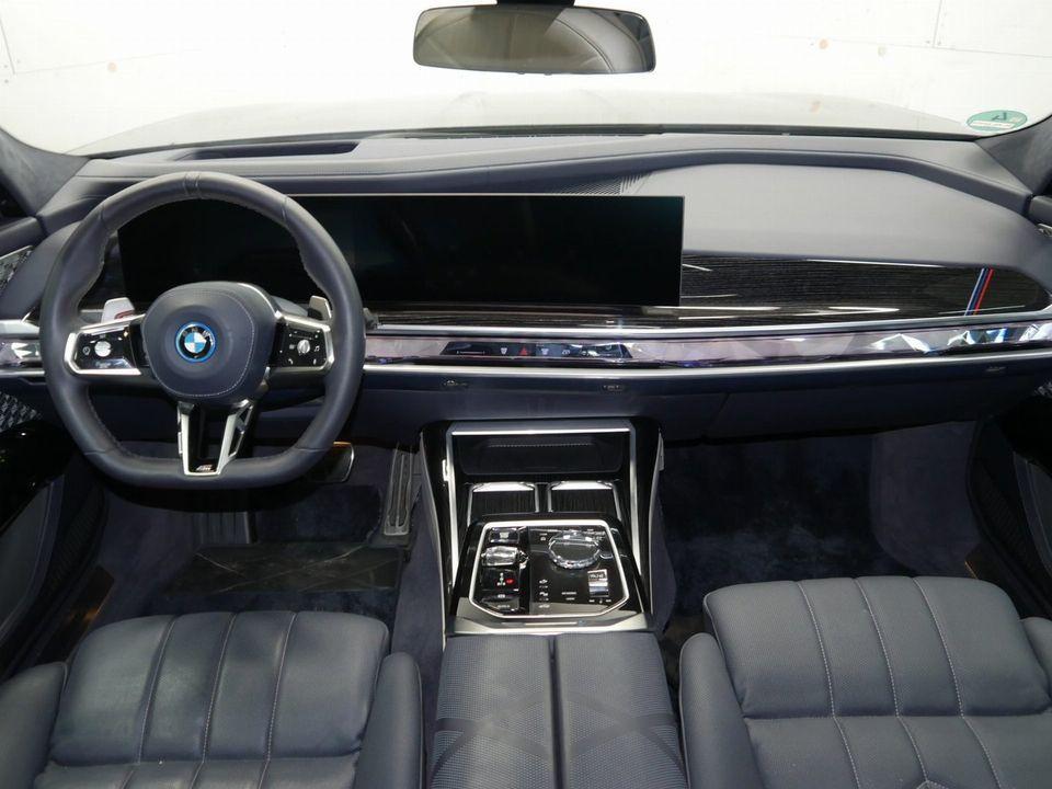 BMW 750 Sedan xDrive