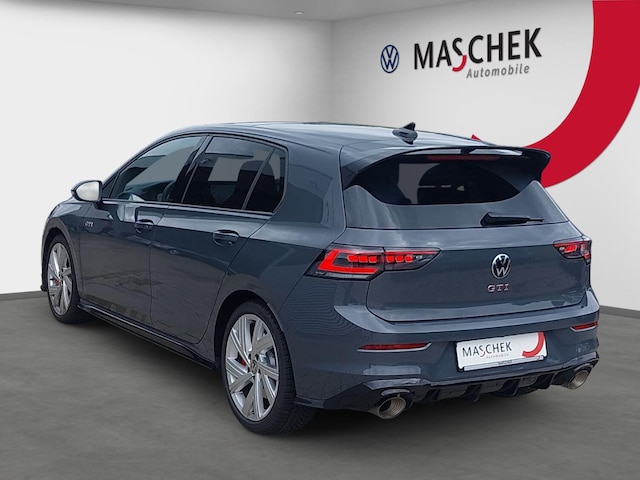 Volkswagen Golf 2.0 TSI DSG