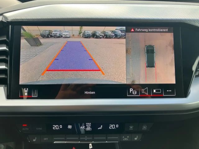 Audi Q4 e-tron Business