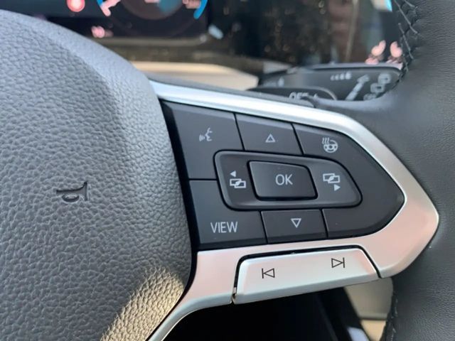 Volkswagen Golf 1.5 eTSI Golf VIII Style