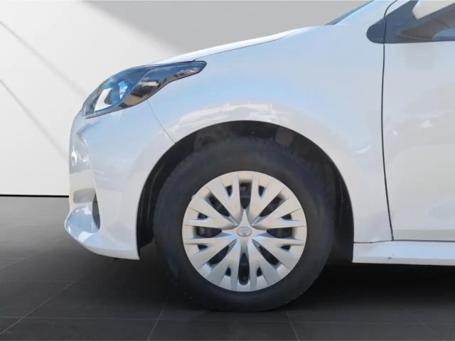 Toyota Yaris Business Hybride