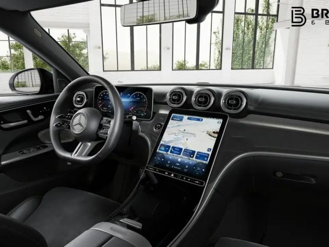 Mercedes-Benz C 300 AMG Line Sedan