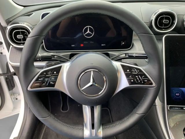 Mercedes-Benz C 300 Sedan