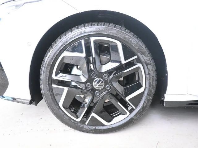 Volkswagen Golf Sport Variant