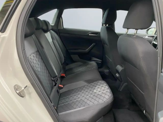 Volkswagen Taigo 1.5 TSI DSG R-Line