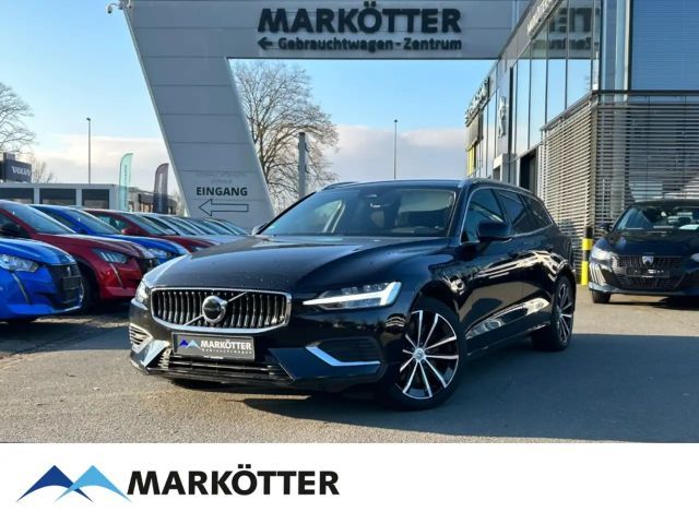 Volvo V60 AWD Core Recharge T6
