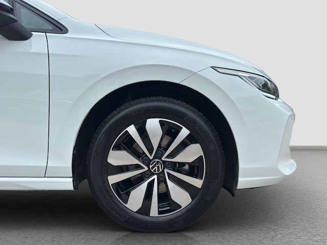 Volkswagen Golf 1.5 TSI Golf VIII