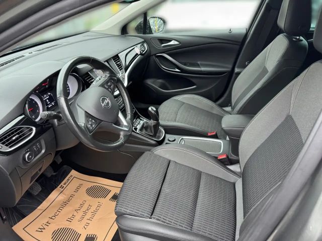 Opel Astra 1.2 Turbo Sports Tourer Turbo