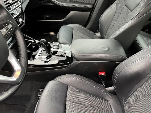 BMW X3 xDrive30e