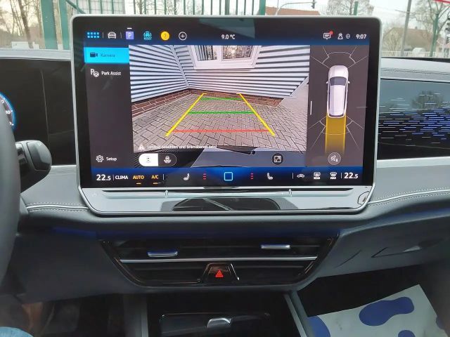 Volkswagen Passat 1.5 eTSI DSG Variant