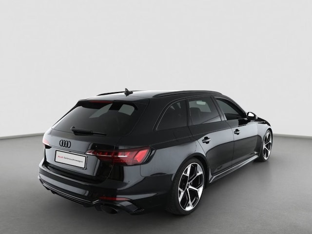 Audi RS4 Avant Quattro