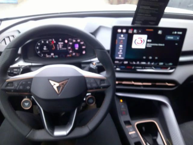 Cupra Terramar 1.5 e-Hybrid