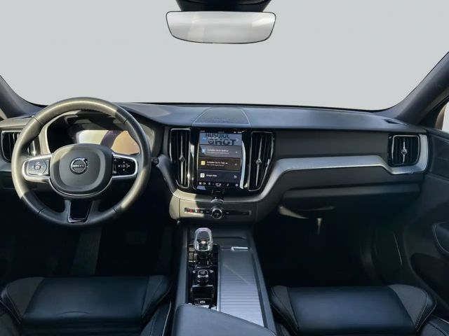 Volvo XC60 Dark Plus