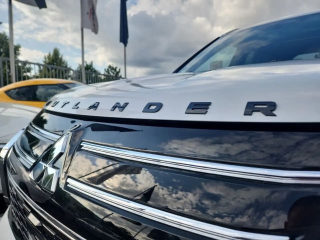 Mitsubishi Outlander 4WD