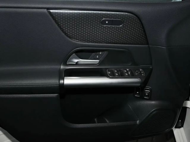 Mercedes-Benz B 250 B 250 e