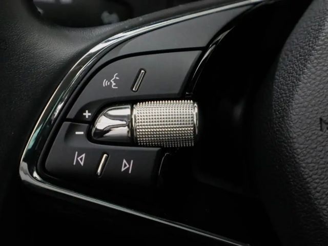 Skoda Superb 1.5 TSI Active Combi