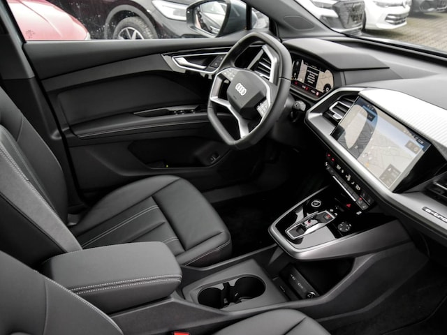 Audi Q4 e-tron SUV 45 e-tron Audi Q4 e-tron