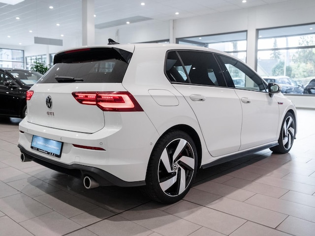 Volkswagen Golf 2.0 TSI Golf VIII