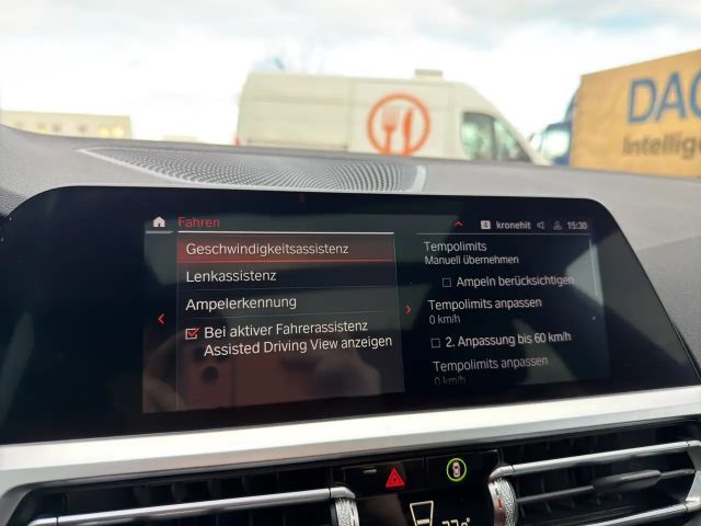 BMW 330 330e M-Sport Touring xDrive