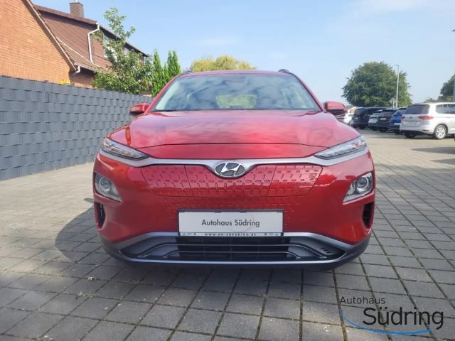 Hyundai Kona ACC Apple CarPlay Android Auto SHZ