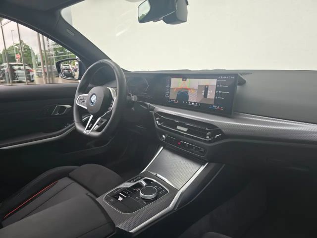 BMW 330 330e M-Sport Touring