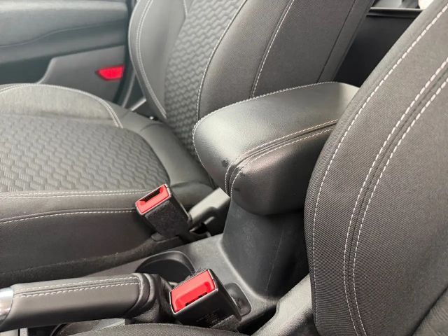 Ford Puma EcoBoost Titanium