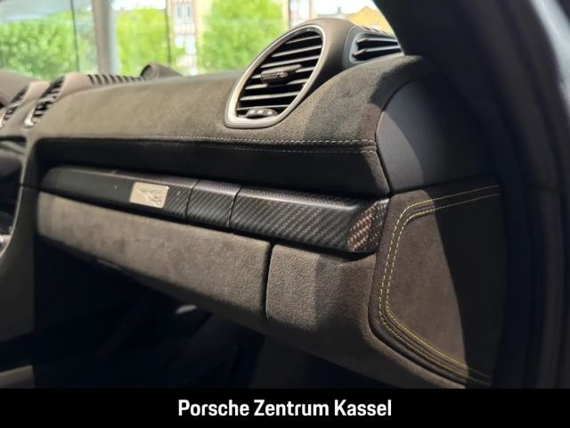 Porsche Cayman 718 RS