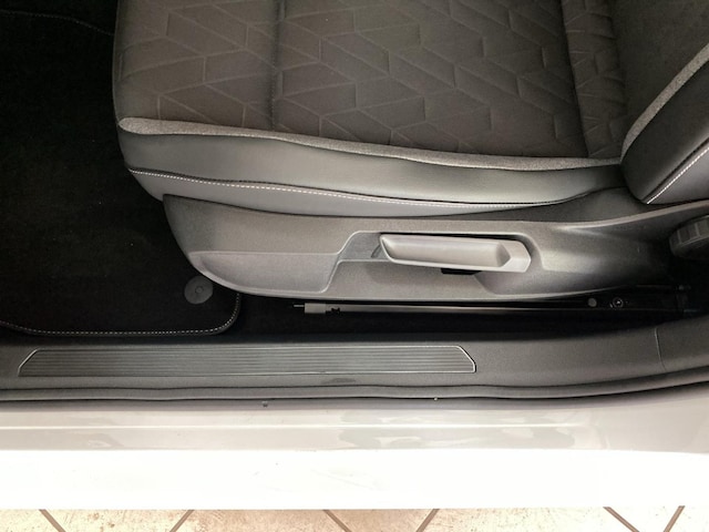 Volkswagen Golf 1.5 TSI BMT Golf VIII