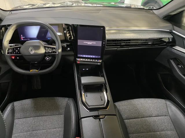 Renault Espace E-Tech Hybrid Techno