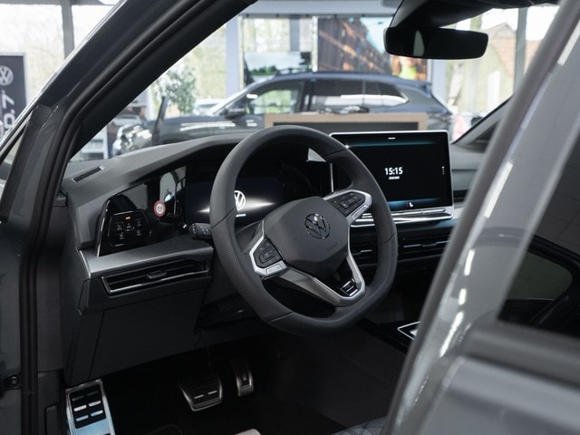 Volkswagen Golf DSG R-Line Style Variant