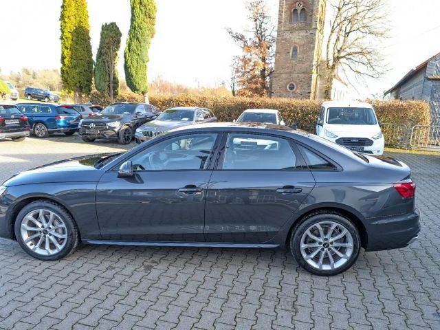 Audi A4 S-Tronic Sedan