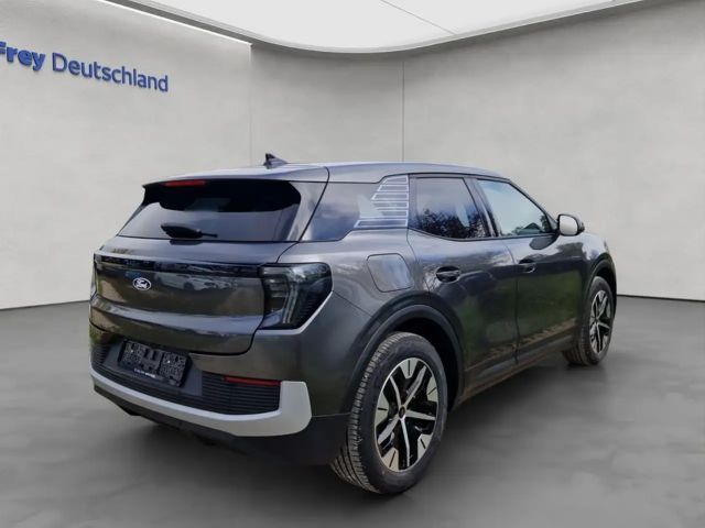 Ford Explorer Extended range RWD