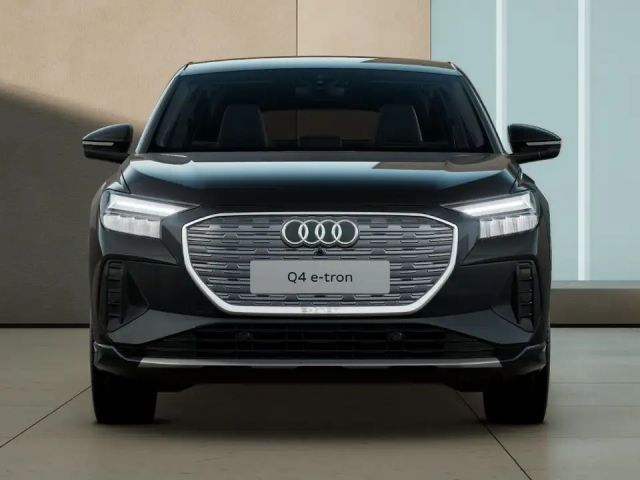Audi Q4 e-tron 45 e-tron 210 kW Keyless VC