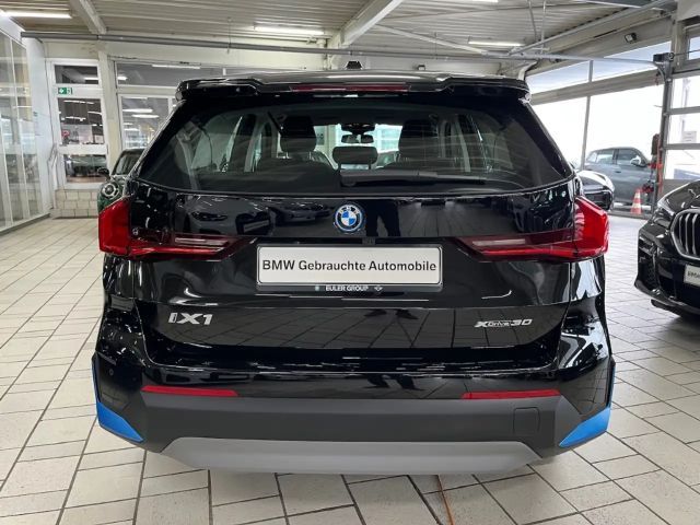 BMW iX1 xDrive