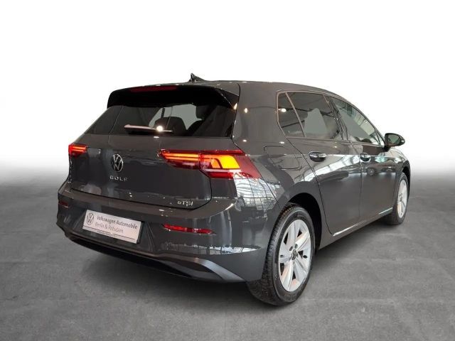 Volkswagen Golf 1.5 eTSI DSG Golf VIII Life