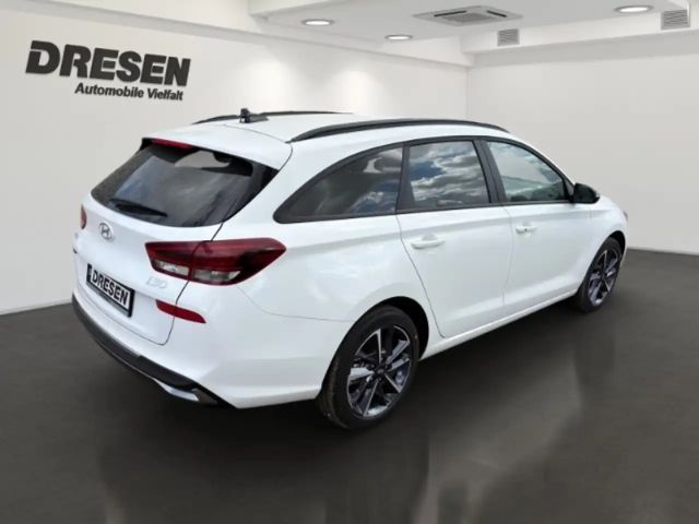 Hyundai i30 Advantage Hybrid
