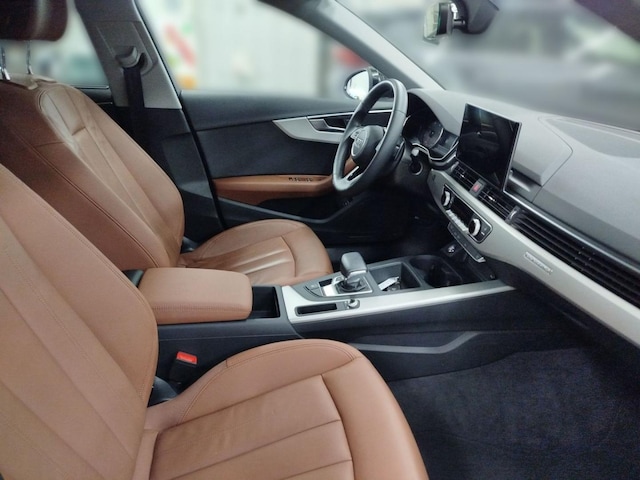 Audi A4 40 TDI Quattro S-Tronic Sedan