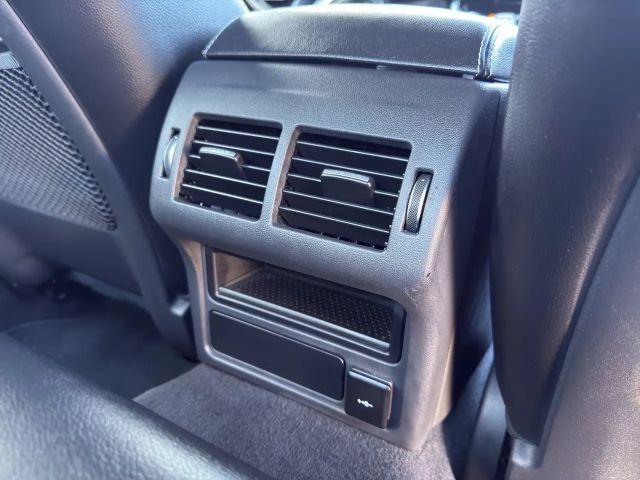 Jaguar XE AWD D200 R-Dynamic S