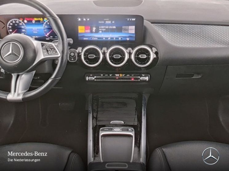 Mercedes-Benz GLA 180 Progressive