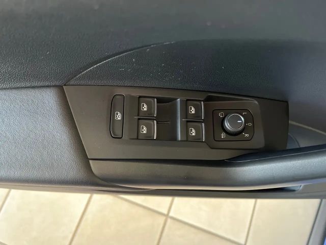 Volkswagen T-Cross Active AUTOMATIK