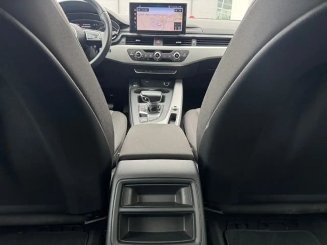 Audi A4 35 TDI Avant S-Tronic