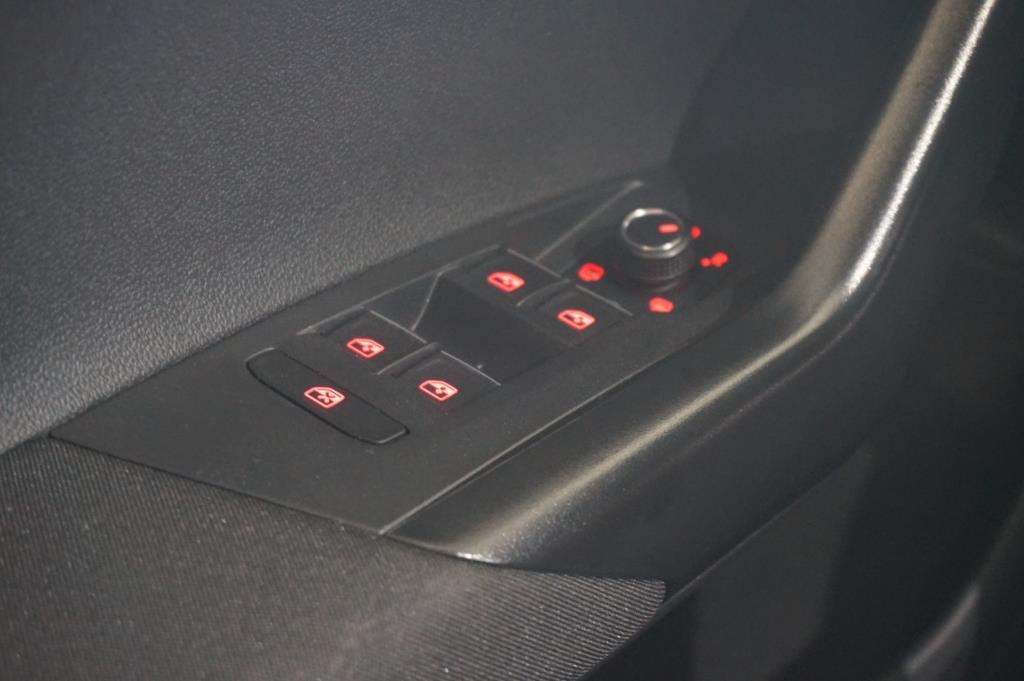 Volkswagen Polo DSG R-Line