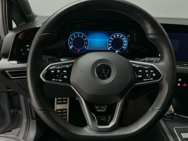 Volkswagen Golf 1.5 eTSI