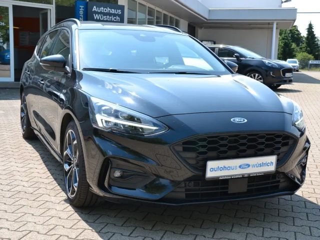 Ford Focus ST Line Wagon