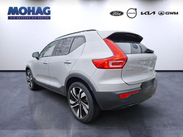 Volvo XC40 Dark Plus