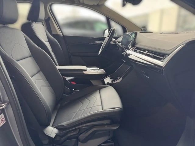 BMW 218 218d Active Tourer Sedan