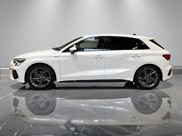 Audi A3 35 TFSI S-Line Sportback